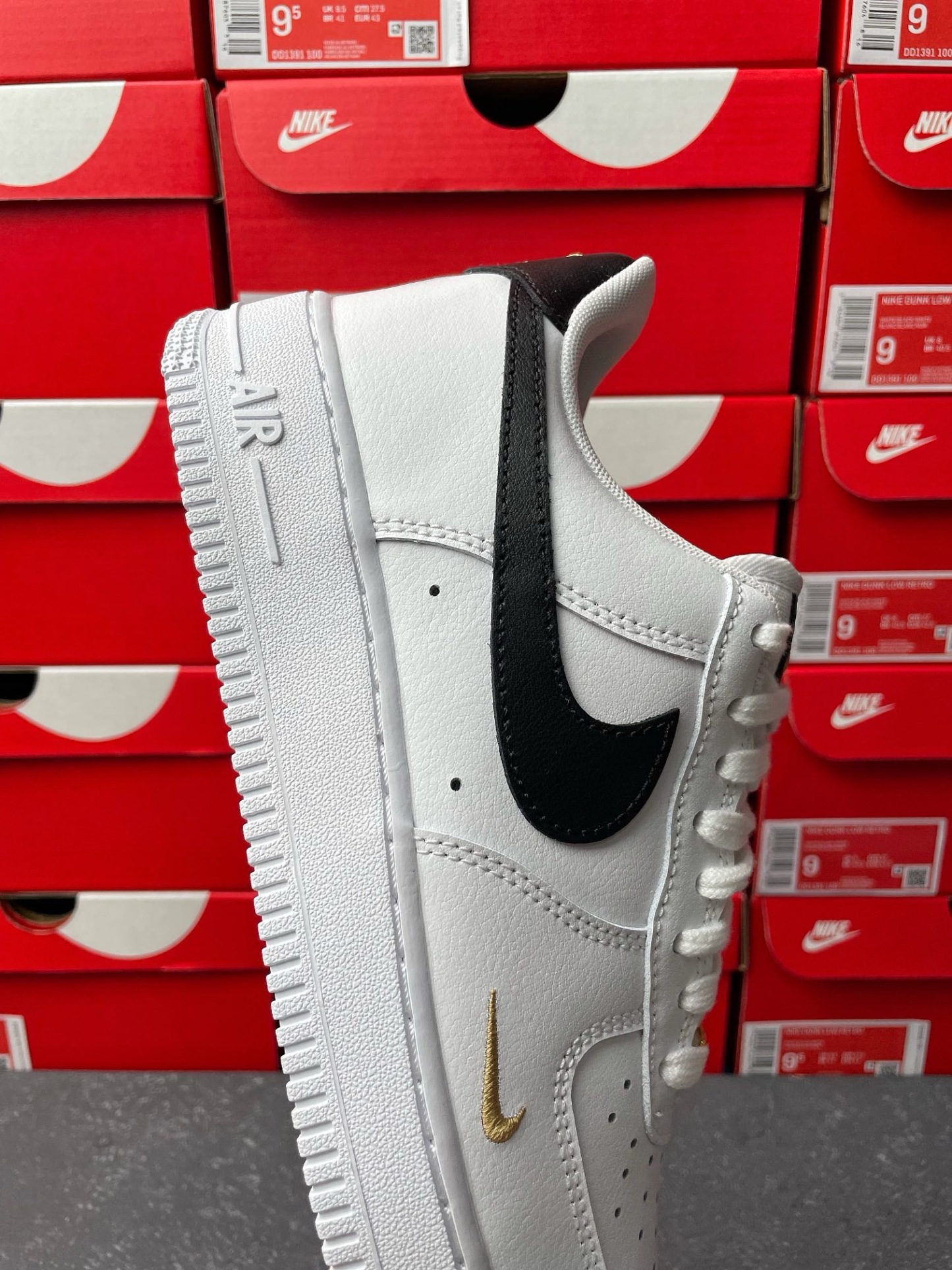 Nike Air Force 1 Essential織物合成革迷你鉤防滑减震耐磨低幫板鞋白黑紅