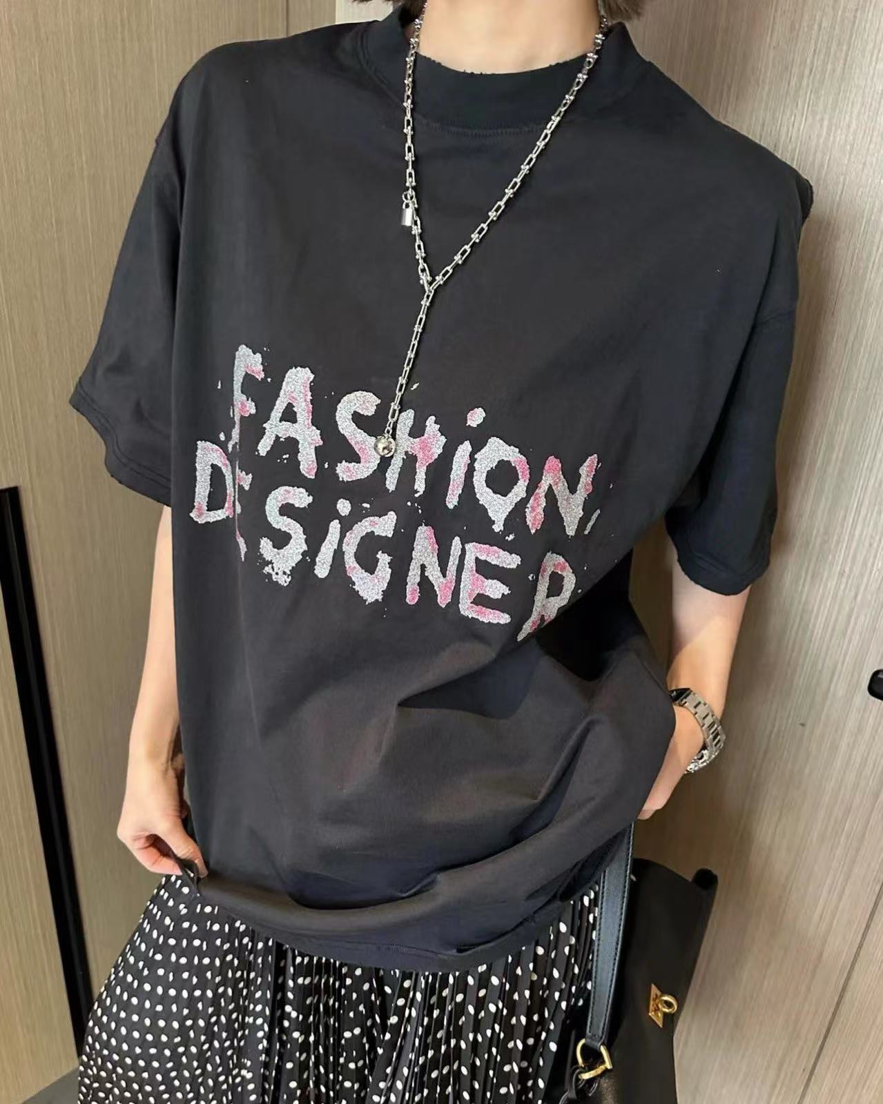 巴黎世家 fashion 閃粉短袖