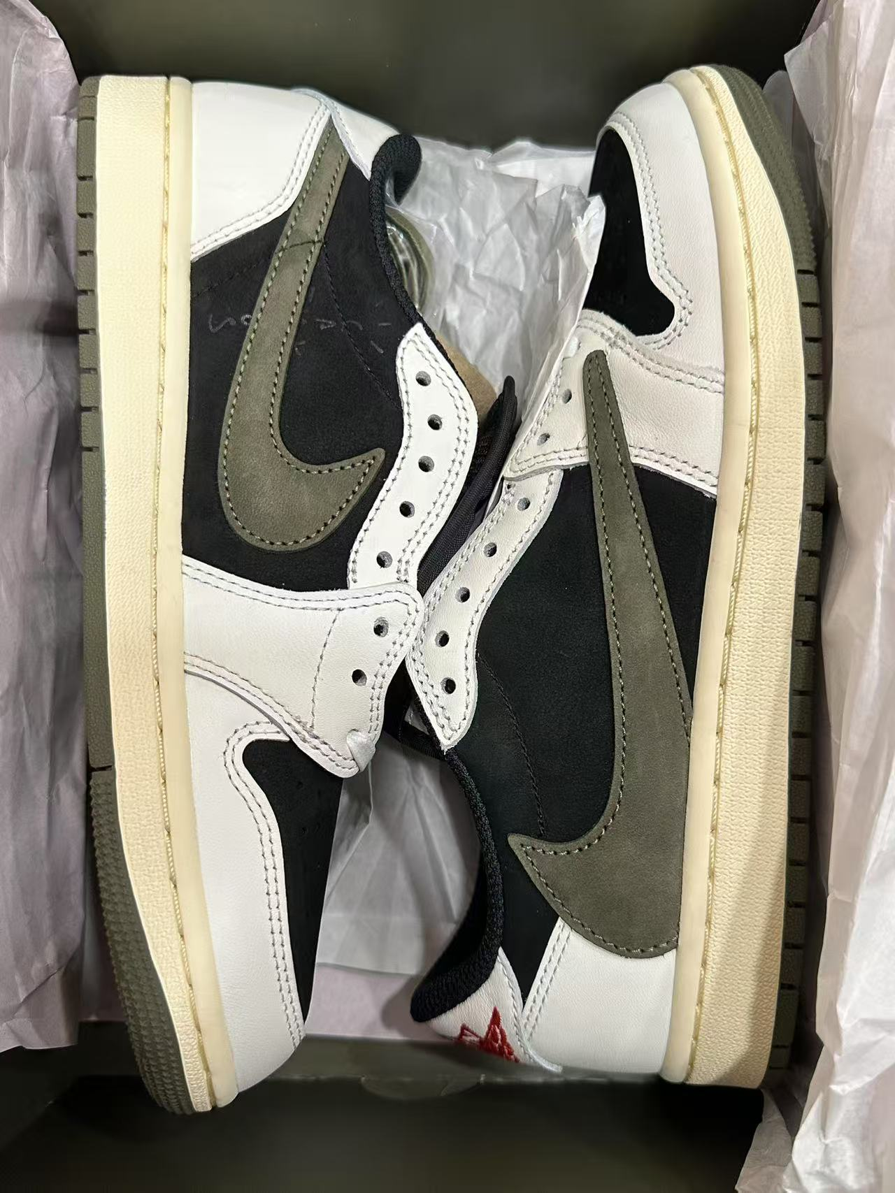 25.5cm台倉鞋子現貨（售出之後不退不換）