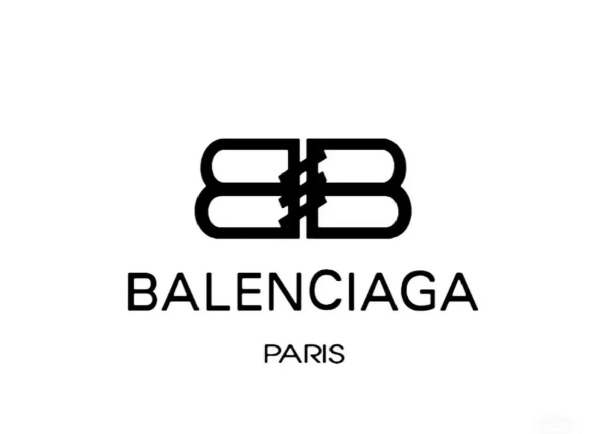 Balenciaga 服飾