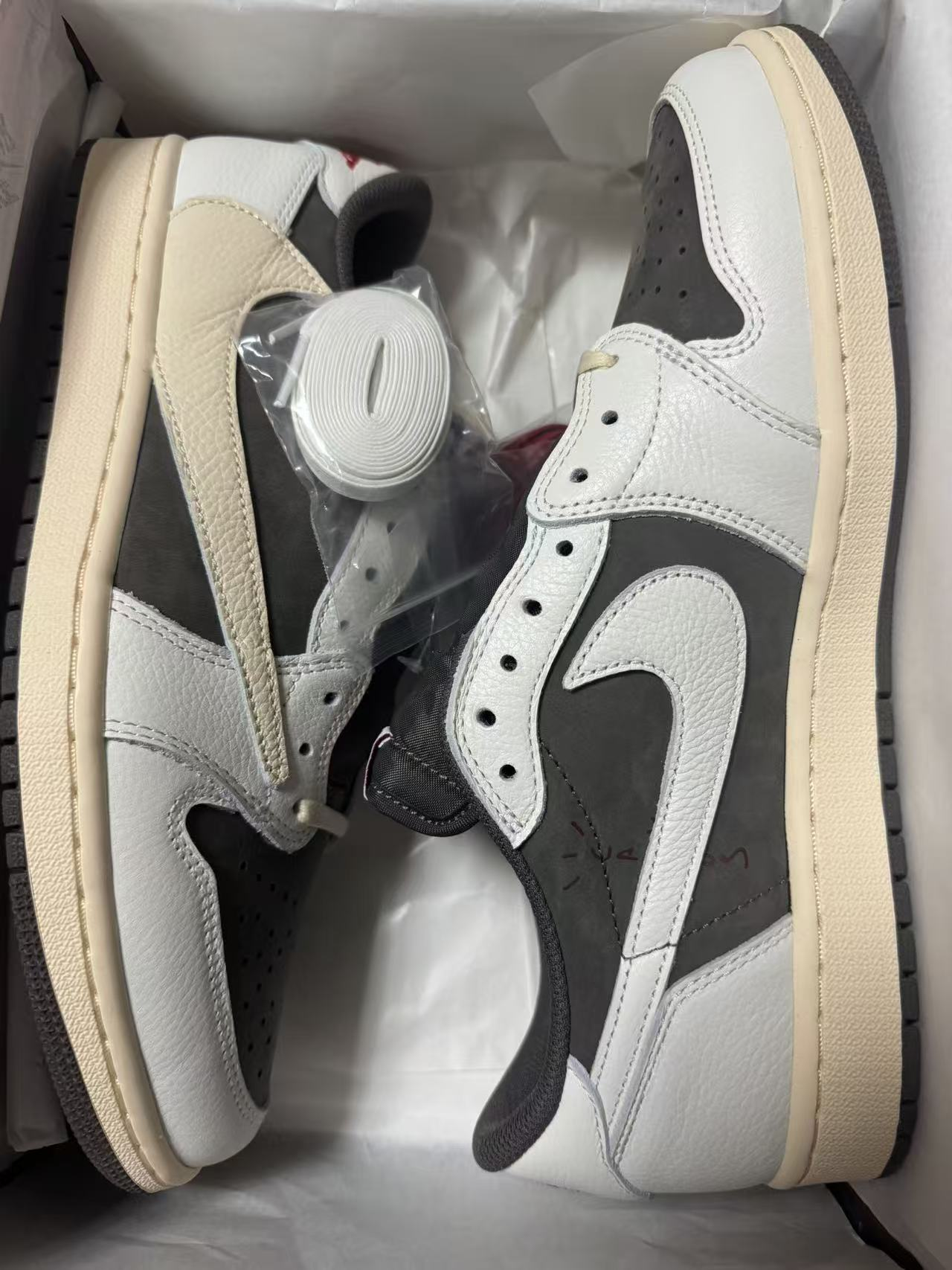 28.5cm台倉鞋子現貨（售出之後不退不換）