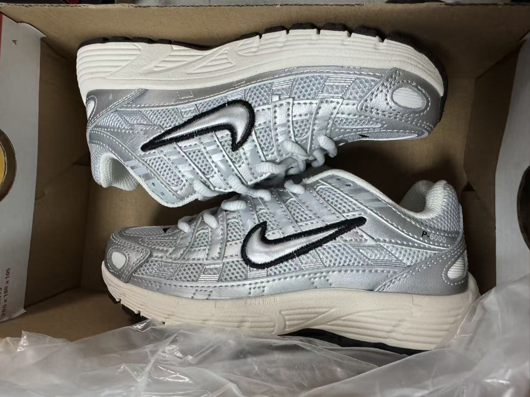 童鞋台倉鞋子現貨（售出之後不退不換）