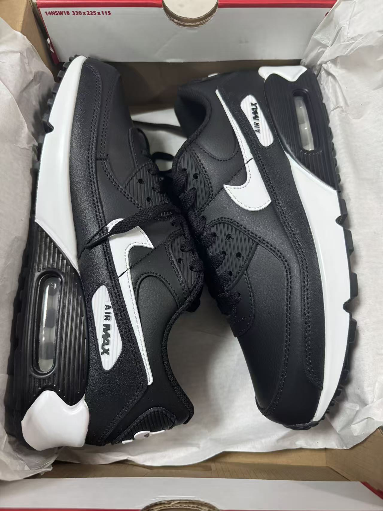 28.5cm台倉鞋子現貨（售出之後不退不換）