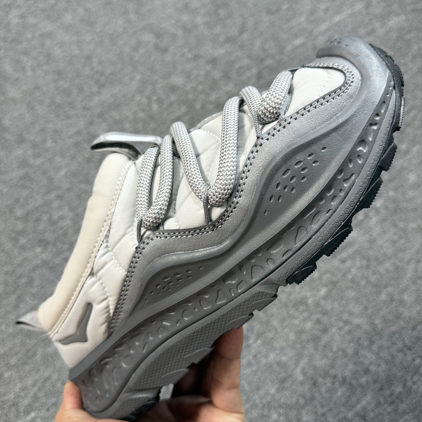 HOKA ONE ONE Ora Primo