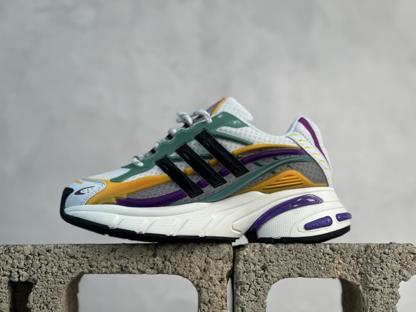 Adidas Originals Adistar Jellyfish  愛迪水母