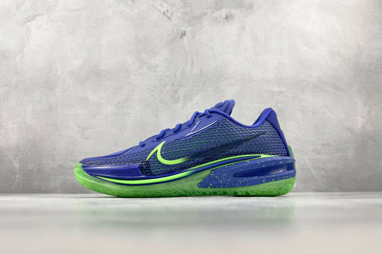 Nike Air Zoom GT. Cut 1 EP 系列