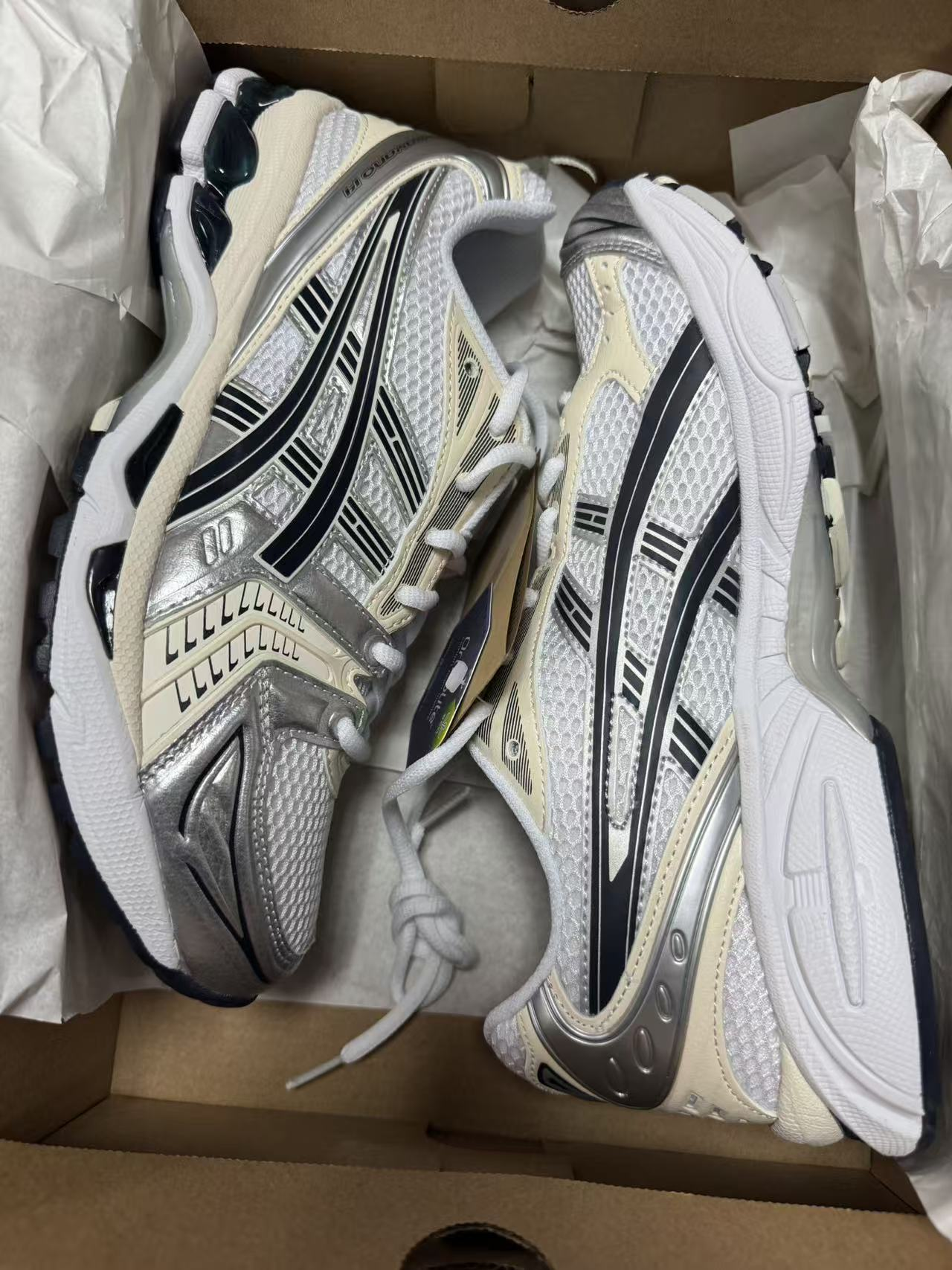 25.5cm台倉鞋子現貨（售出之後不退不換）