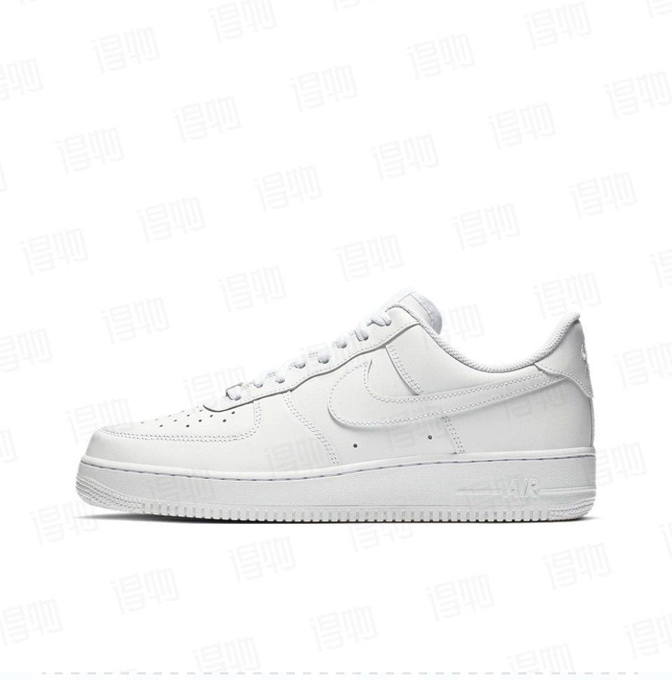 Nike Air Force 1 纯白