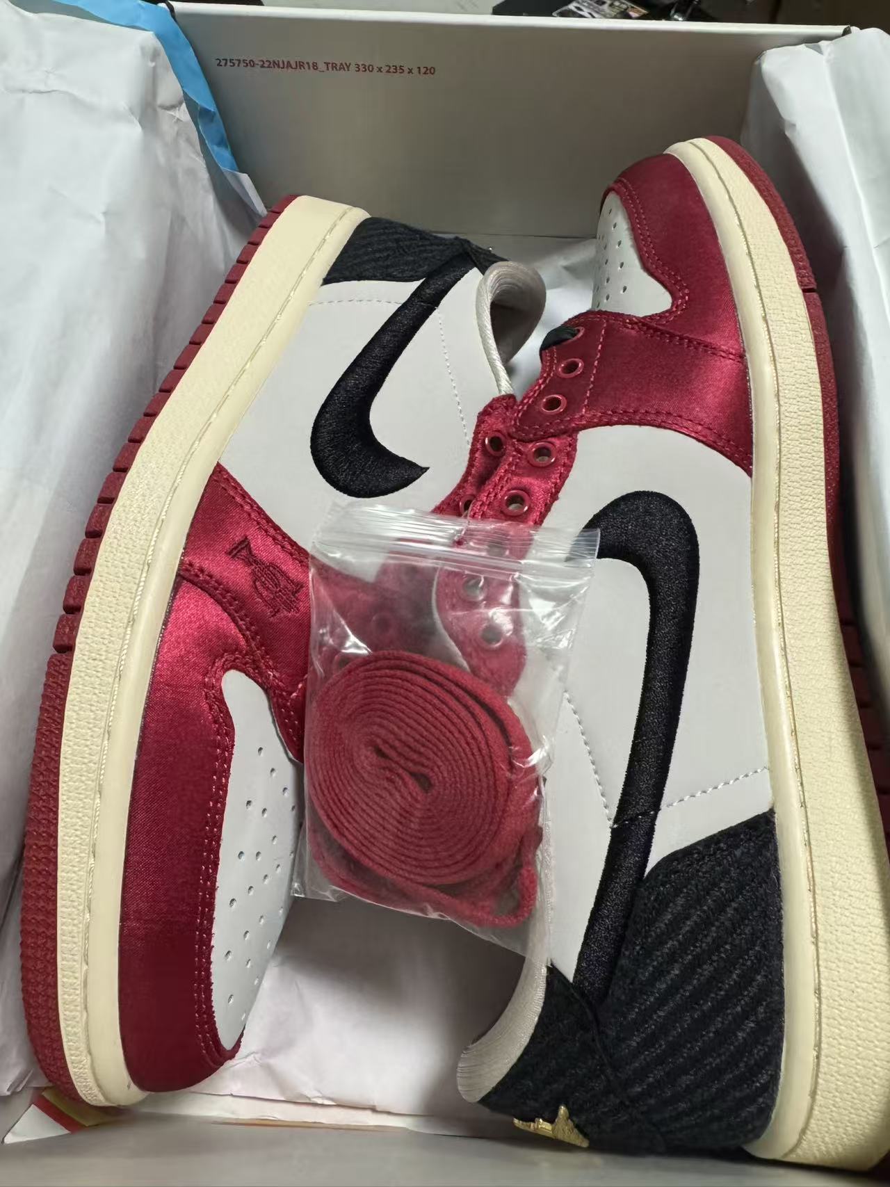 28.5cm台倉鞋子現貨（售出之後不退不換）