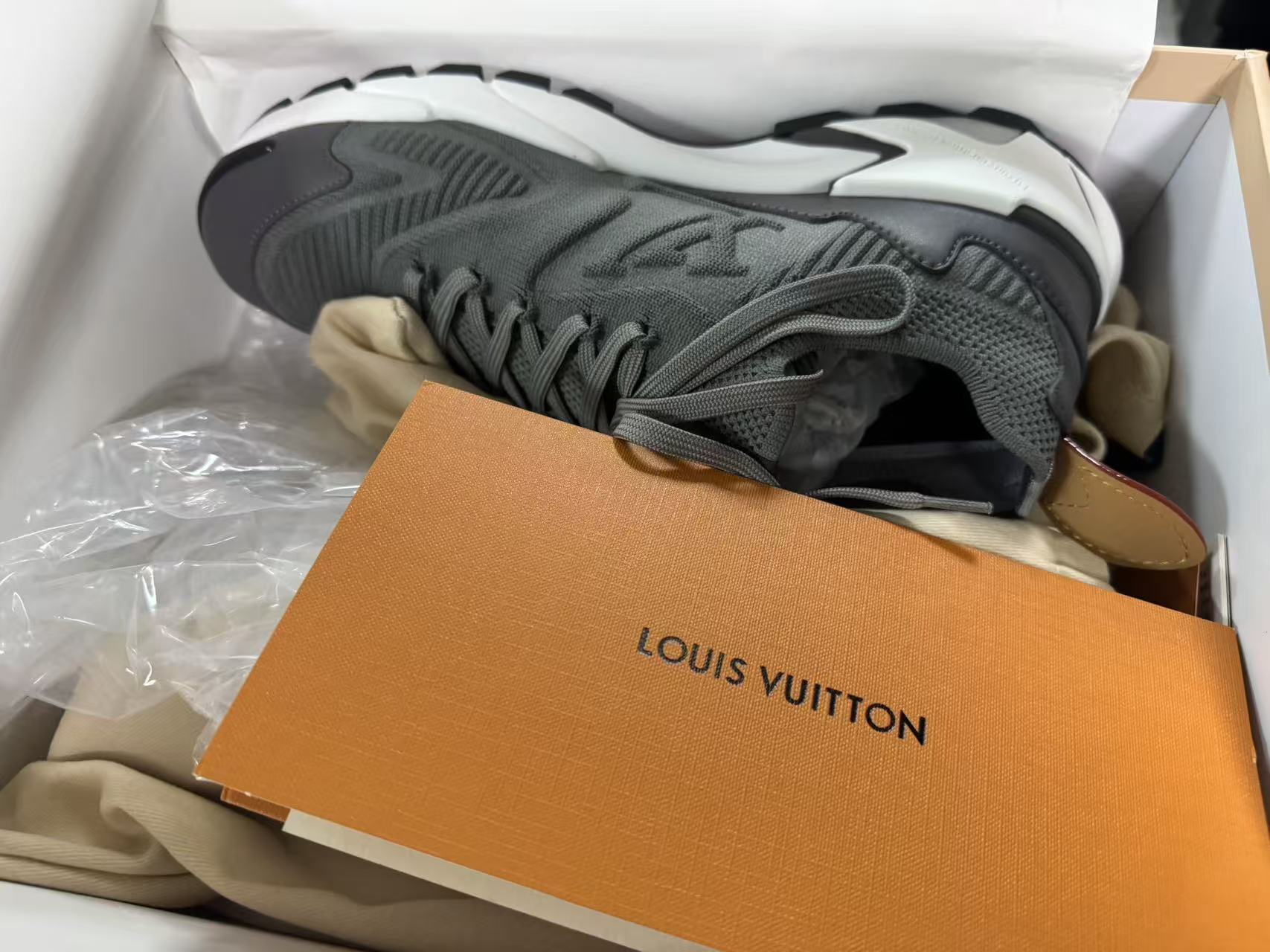 26.5cm台倉鞋子現貨（售出之後不退不換）