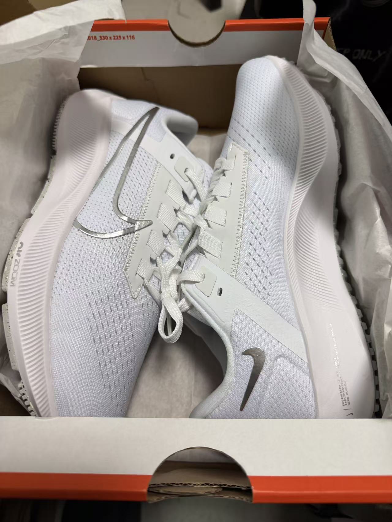 27.5cm台倉鞋子現貨（售出之後不退不換）