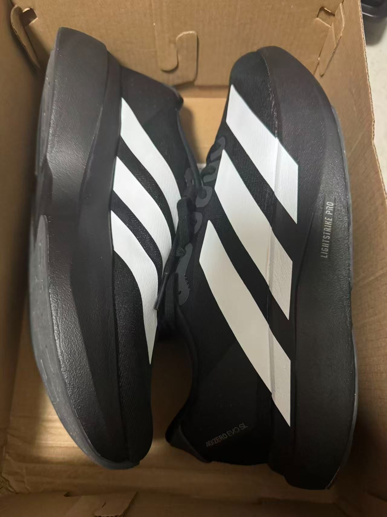 27.5cm台倉鞋子現貨（售出之後不退不換）