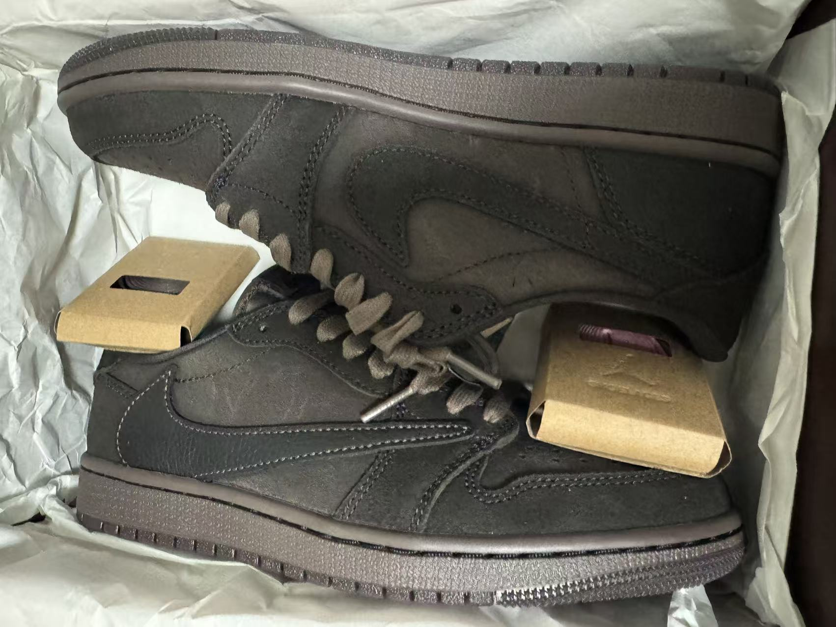 24cm台倉鞋子現貨（售出之後不退不換）