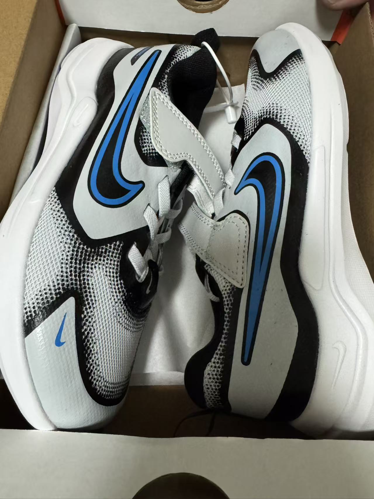 童鞋台倉鞋子現貨（售出之後不退不換）