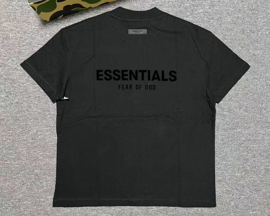 ESS 黑色T賉