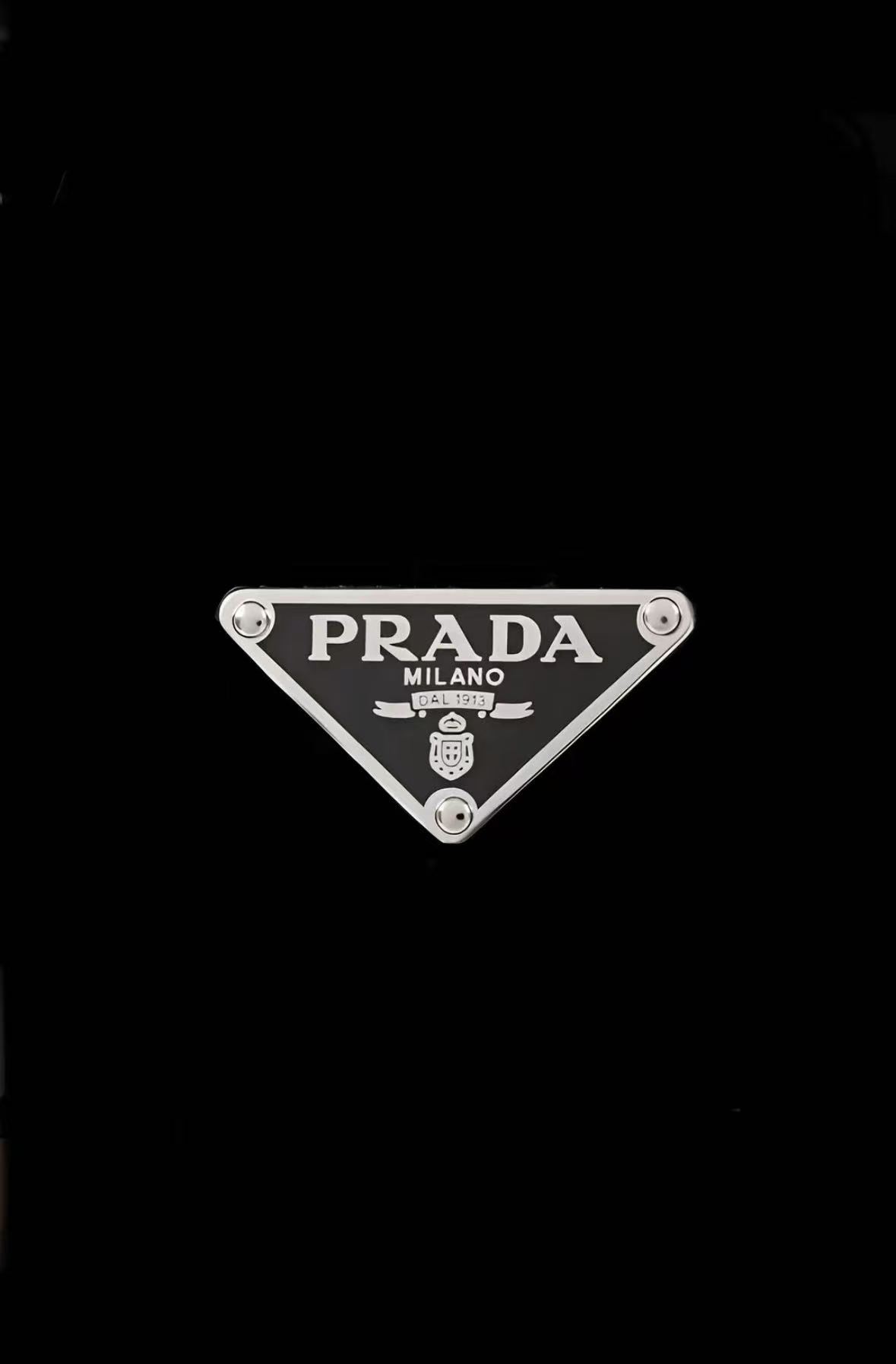 普拉達  Prada服飾