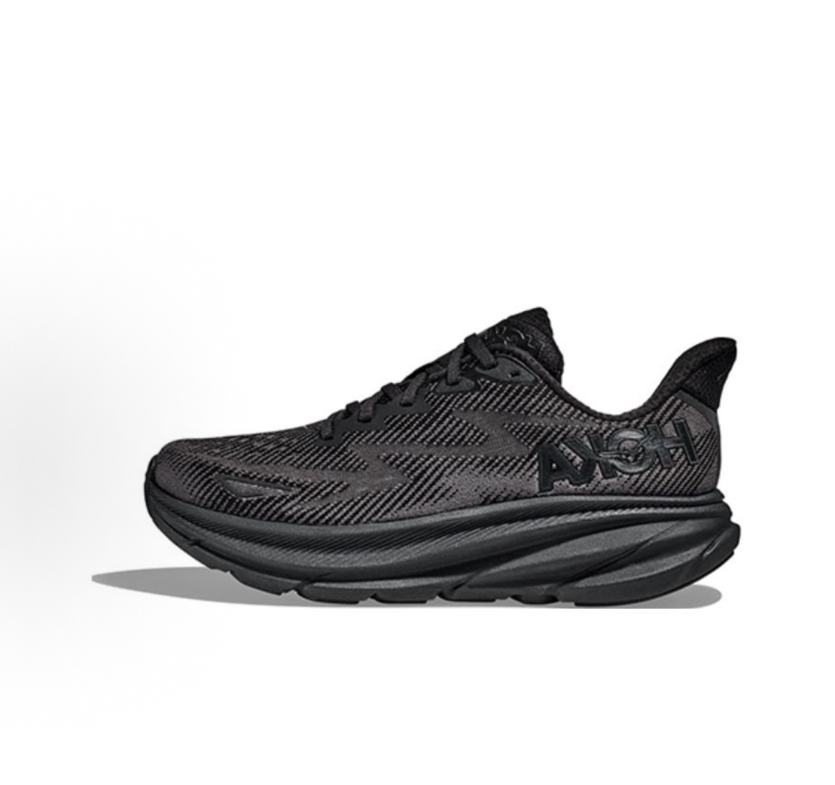 HOKA ONE ONE Clifton 9（尺碼需大半）