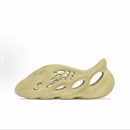 adidas originals Yeezy Foam Runner 系列