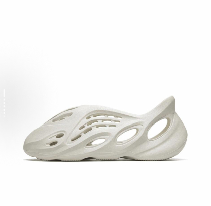 adidas originals Yeezy Foam Runner 系列
