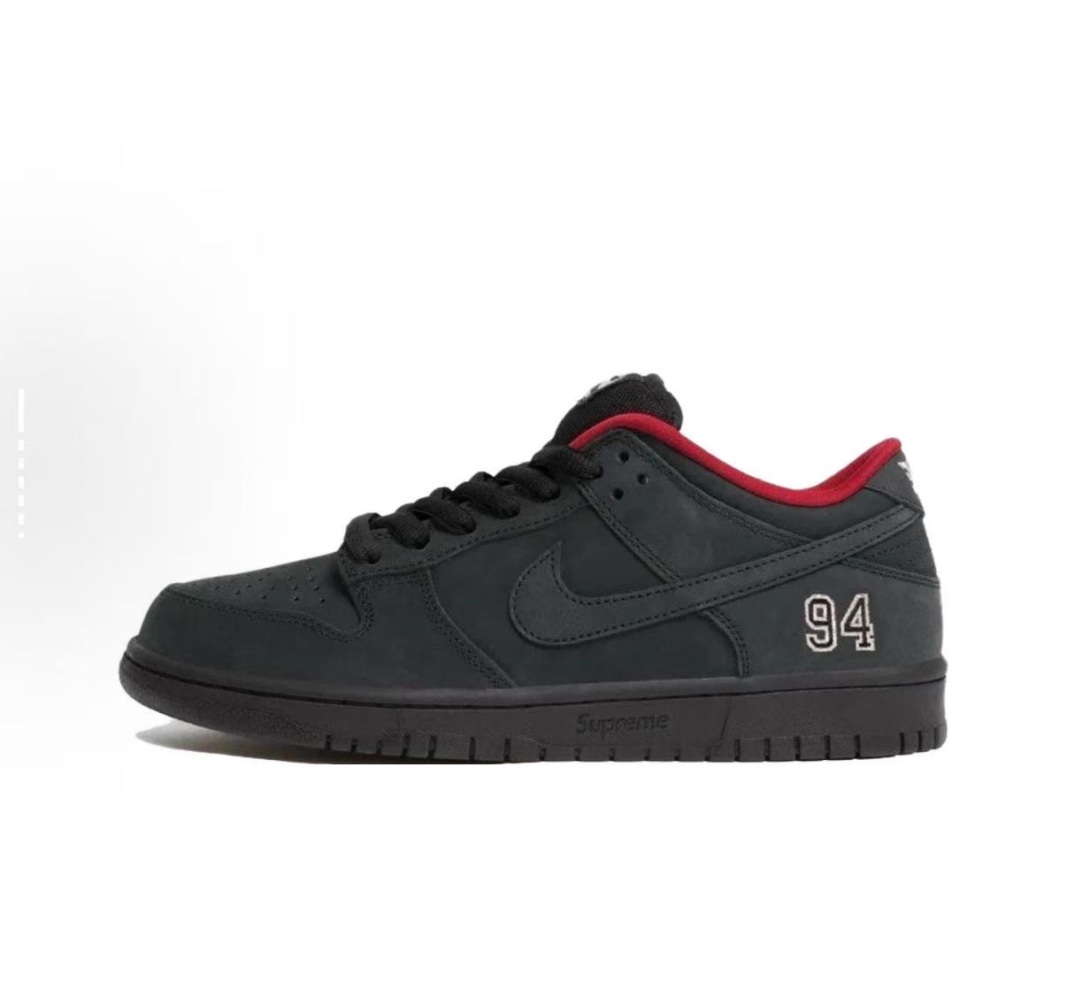 Supreme×Nike DUNK SB