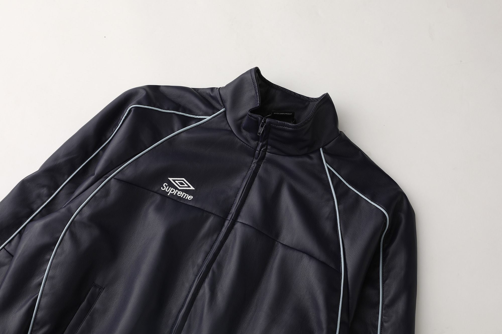 Supreme Umbro 聯名款 FW25 WEEK4 皮革運動夾克