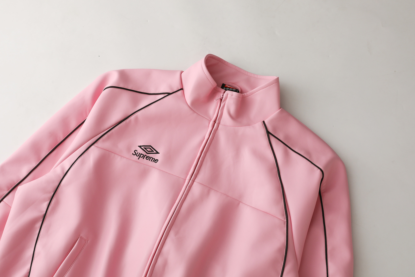 Supreme Umbro 聯名款 FW25 WEEK4 皮革運動夾克