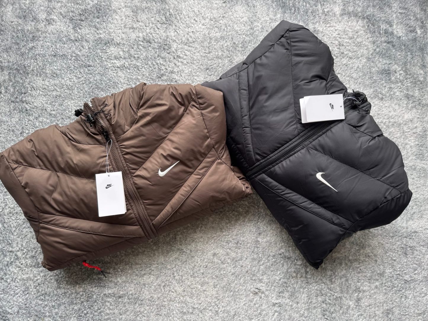 Nike Storm-FIT Windrunner 靈蛇迎新系列 時尚簡約防風保暖連帽棉服