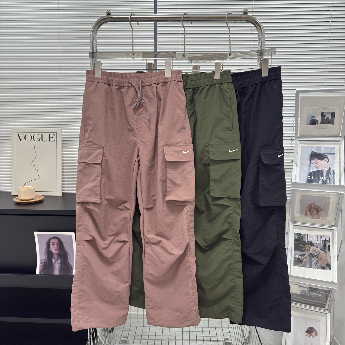 耐克Nike單勾印花大口袋工裝休閒長褲束腳衛褲