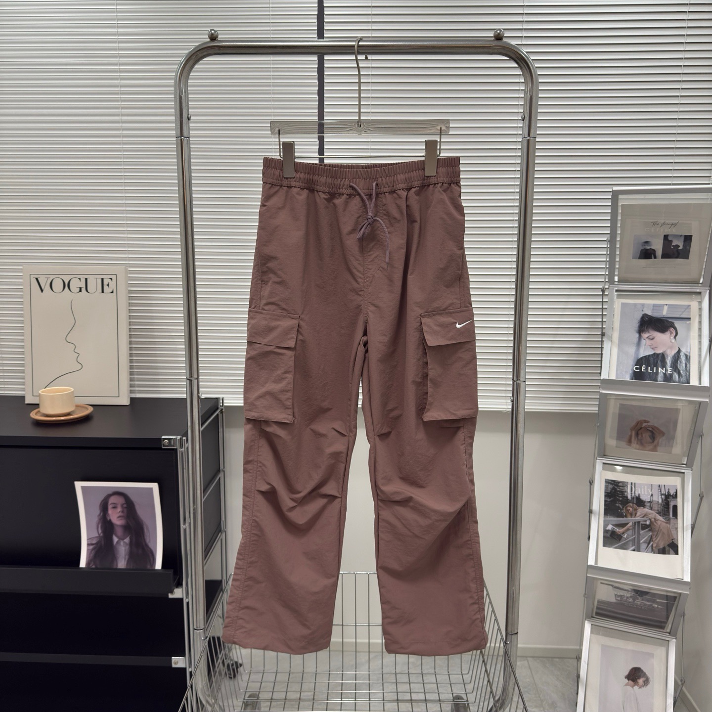 耐克Nike單勾印花大口袋工裝休閒長褲束腳衛褲