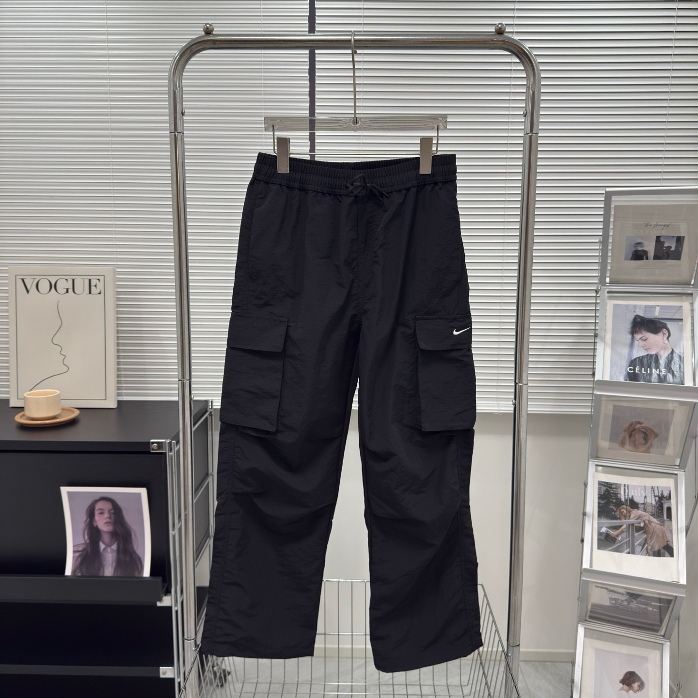 耐克Nike單勾印花大口袋工裝休閒長褲束腳衛褲