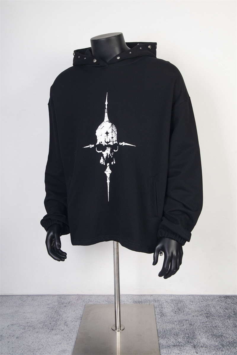 Thug club骷髏印花鈕扣連帽衛衣