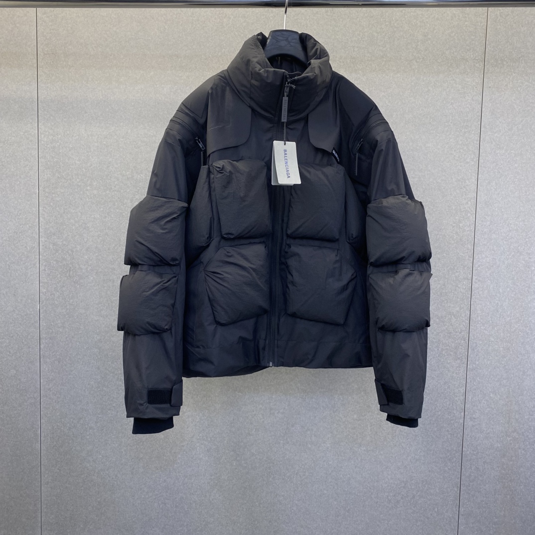 BL 2025秋冬新款🌟雙肩拉鏈後背字潮牌羽絨服外套