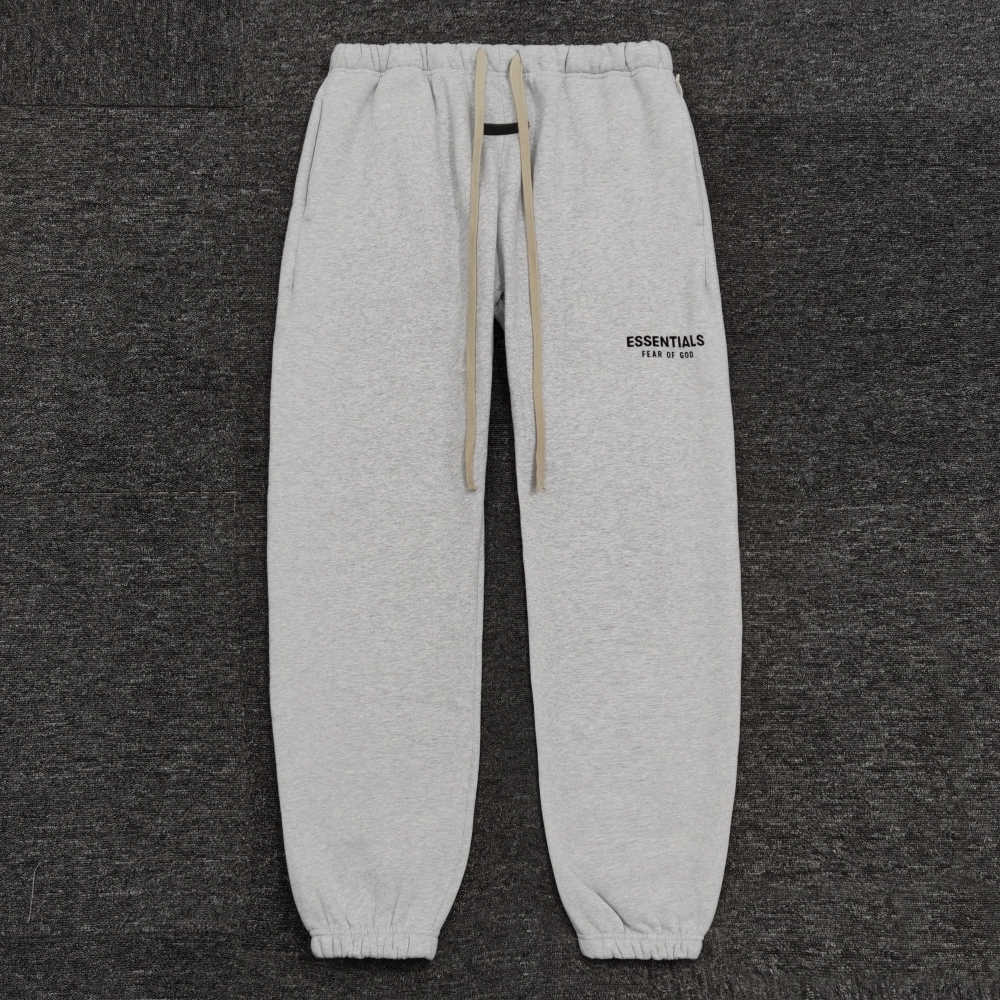 FOG FEAR OF GOD ESSENTIALS 2025FW fear of god 3D 矽膠壓花標誌毛衣褲