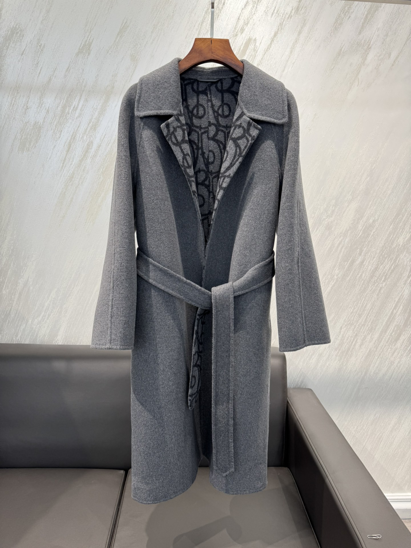 Buberr y 同款 簡介/提花音符🎵羊絨大衣