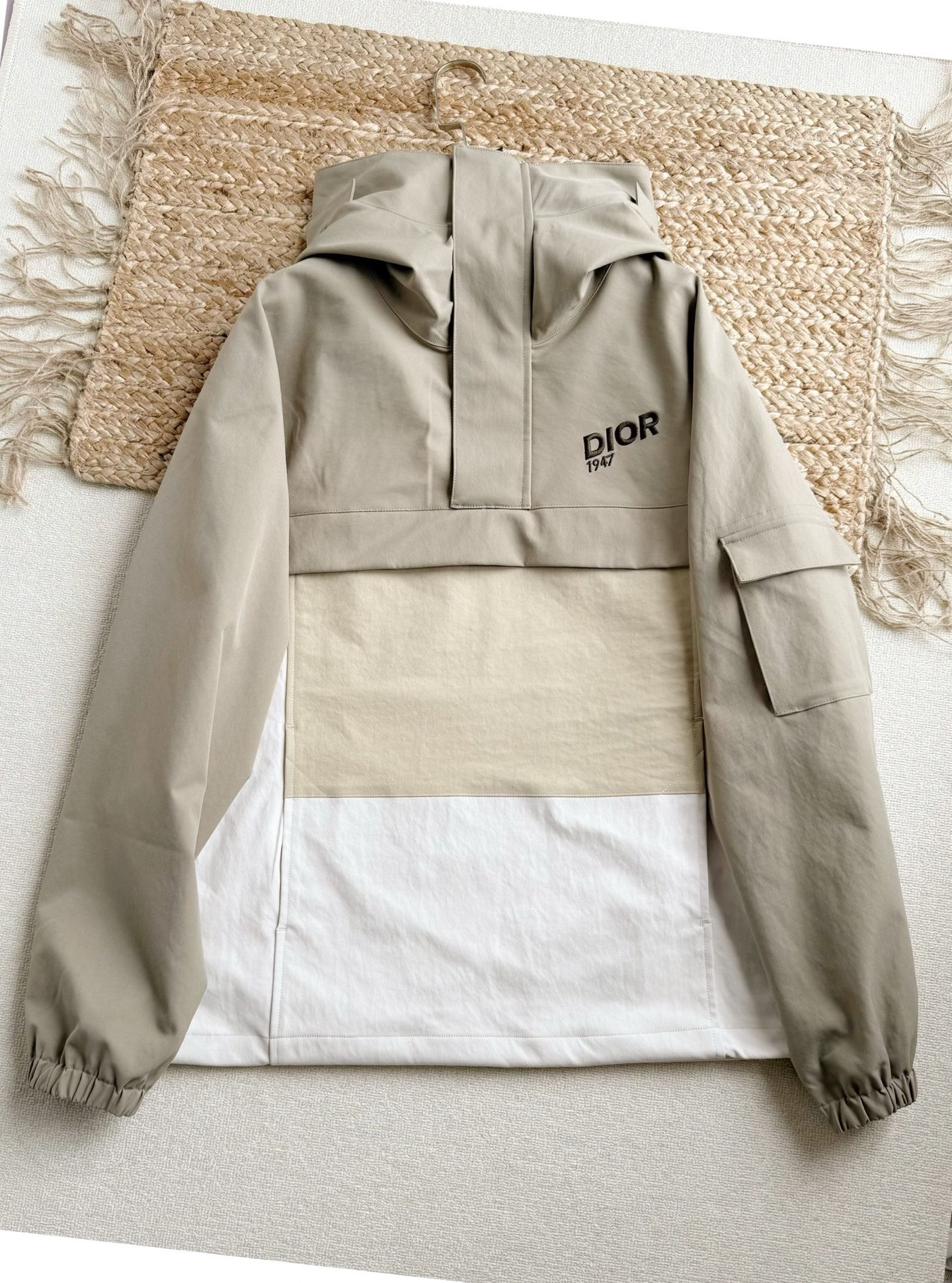 Di*r D家 2025FW最新款套頭三防衝鋒衣