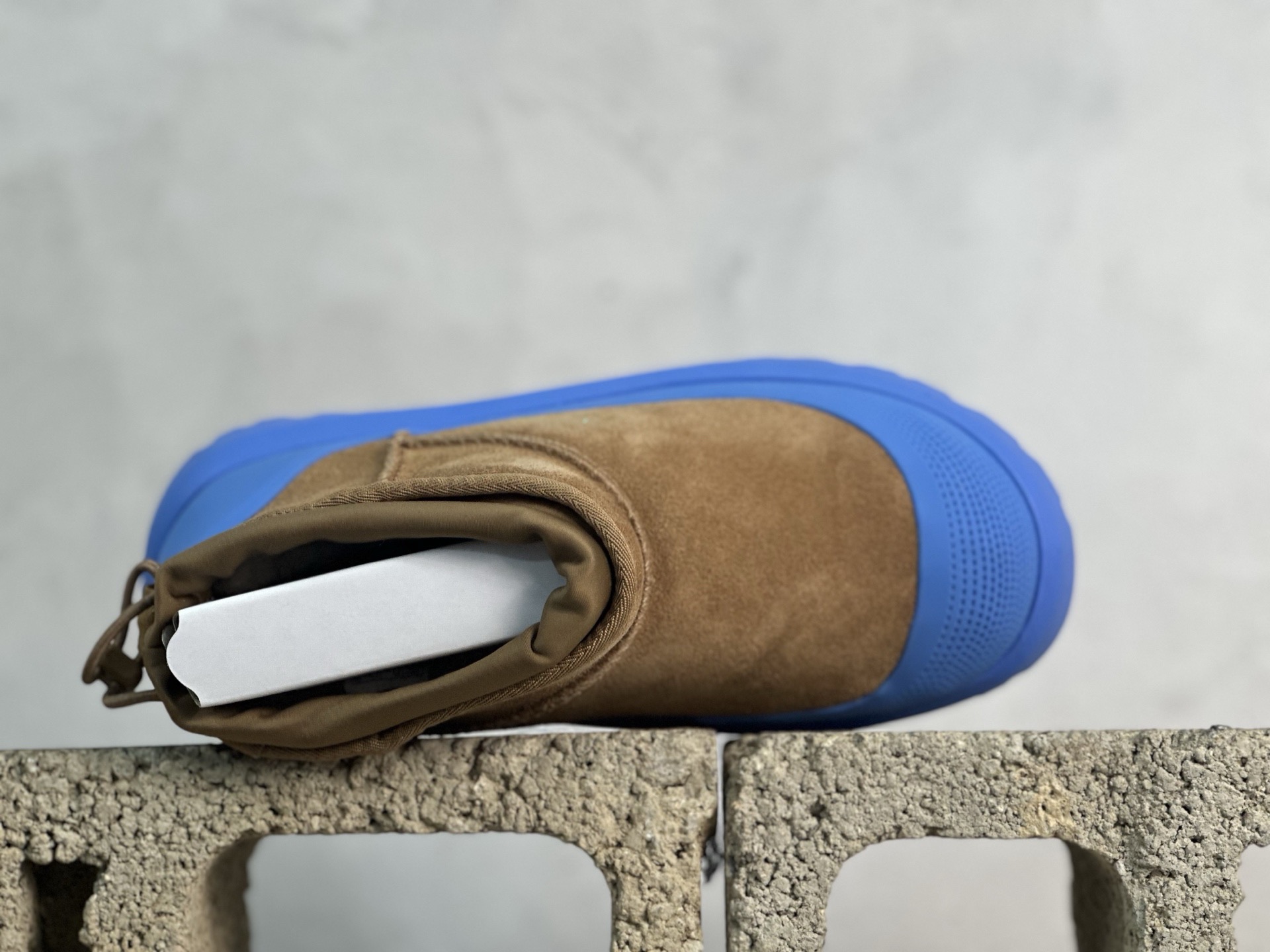  UGG 秋冬羊皮毛一体雪地靴  