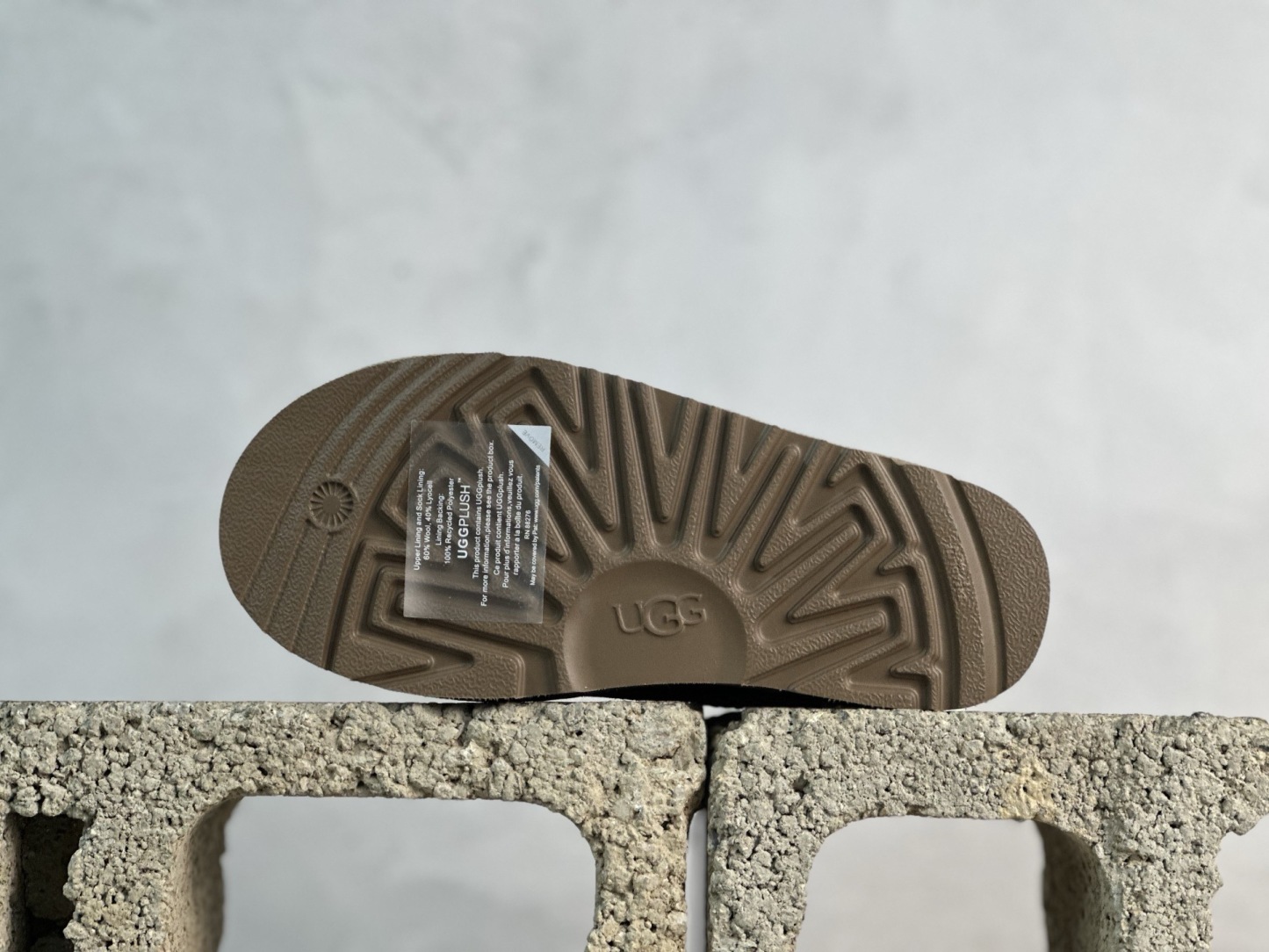 UGG CLASSIC ULTRA MINI 童鞋  