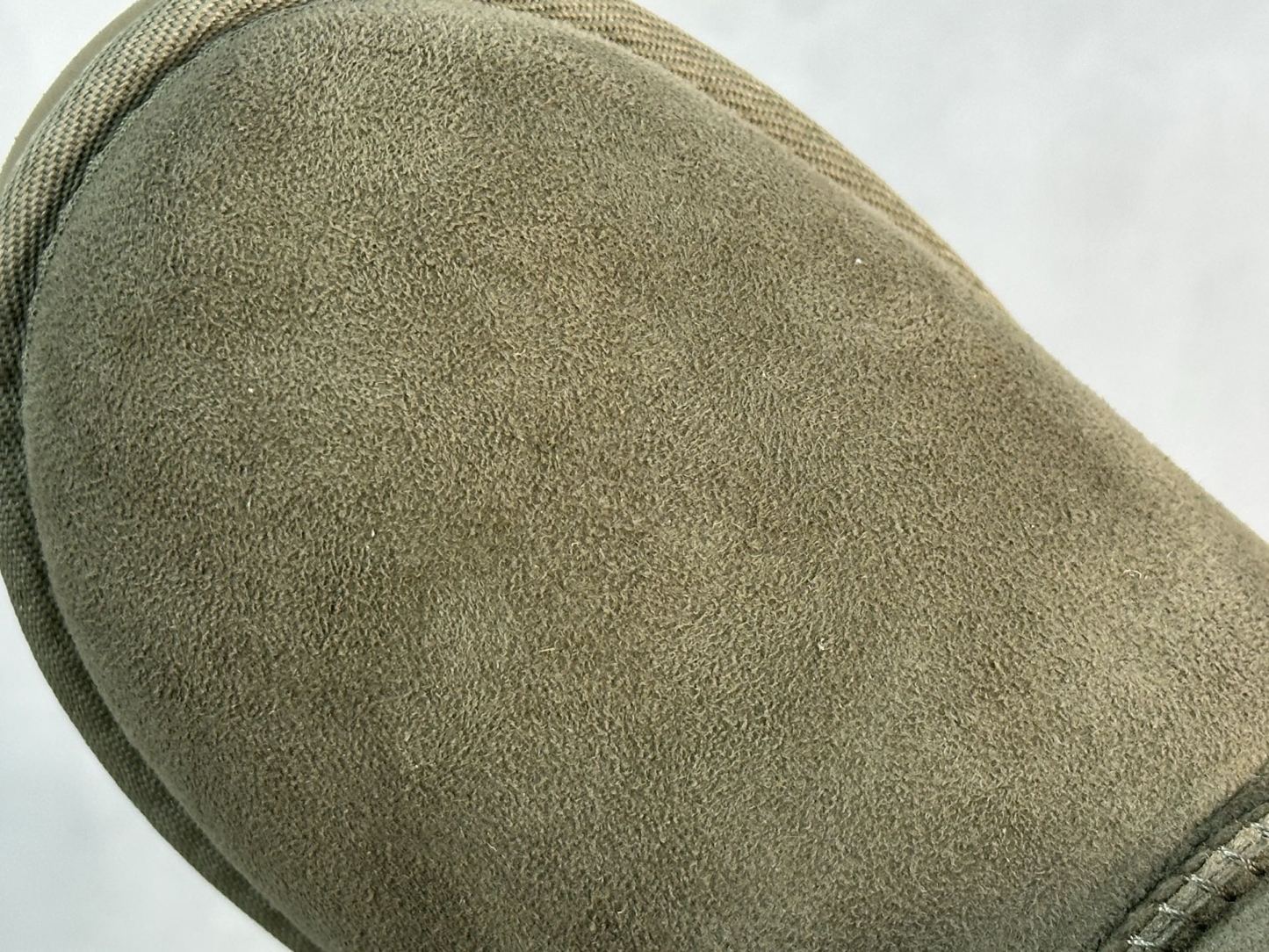 UGG CLASSIC ULTRA MINI 童鞋  