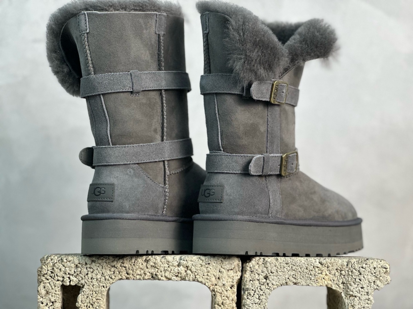  UGG  厚底大骑士  高筒雪地靴 两穿  