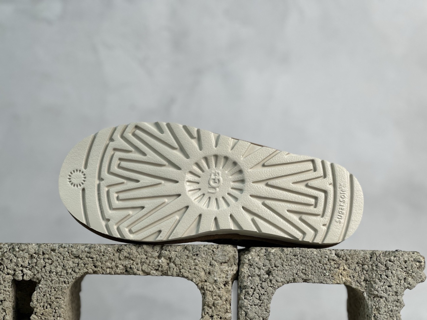 UGG x Palace联名款 虎年限定 