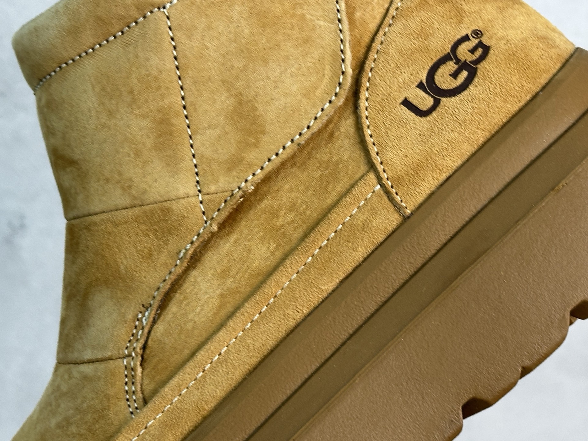  UGG Tasman Weather Hybrid 塔斯曼混合系系列 2