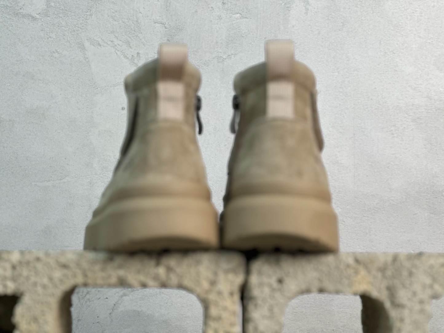  UGG Tasman Weather Hybrid 塔斯曼混合系系列 