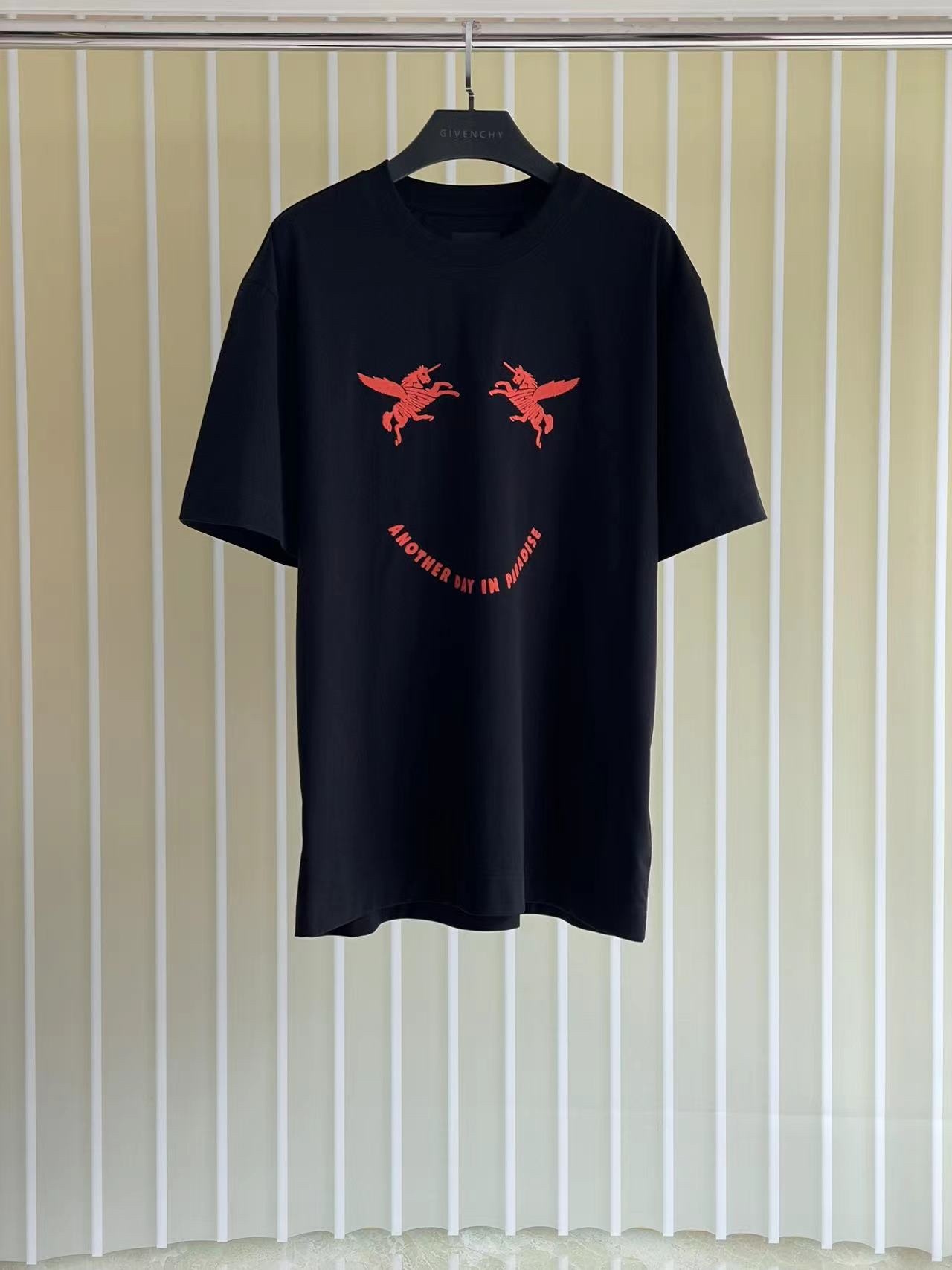 GVC 25/SS立體刺繡T恤