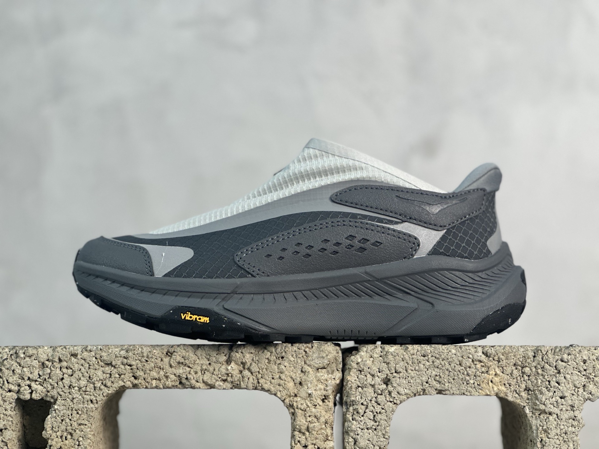  Hoka One One Mafate Speed 2 瑪法特低幫厚底輕量戶外運動鞋