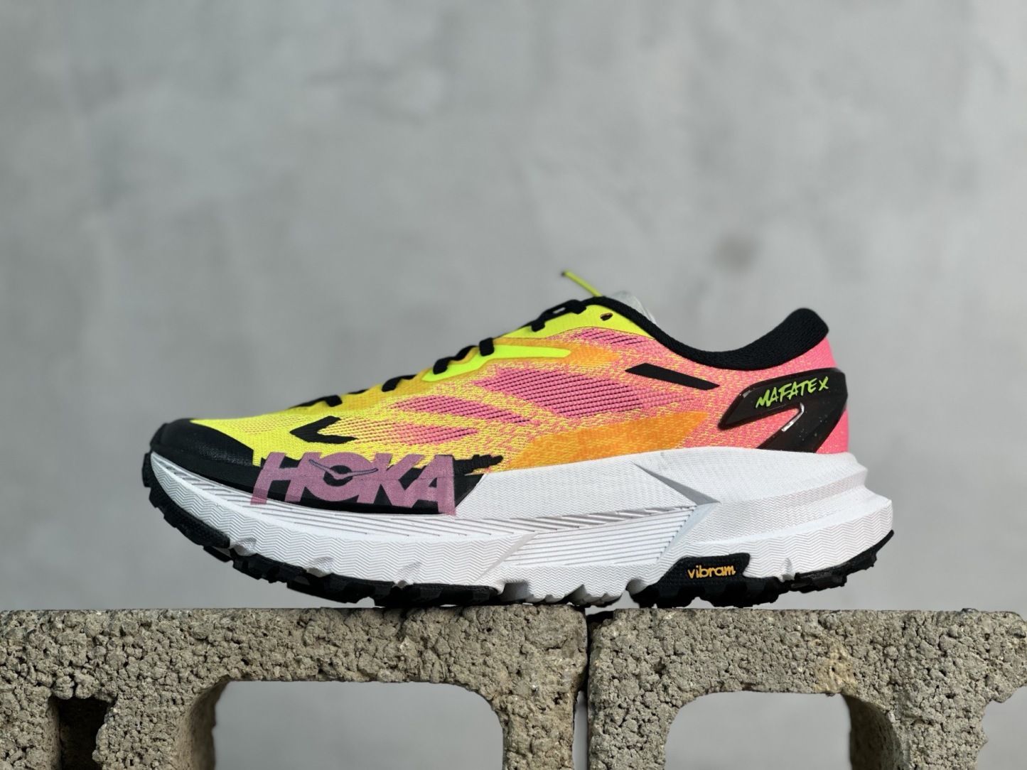 HOKA ONE ONE W MAFATE X 舒適百搭防滑耐磨低幫生活休閒鞋