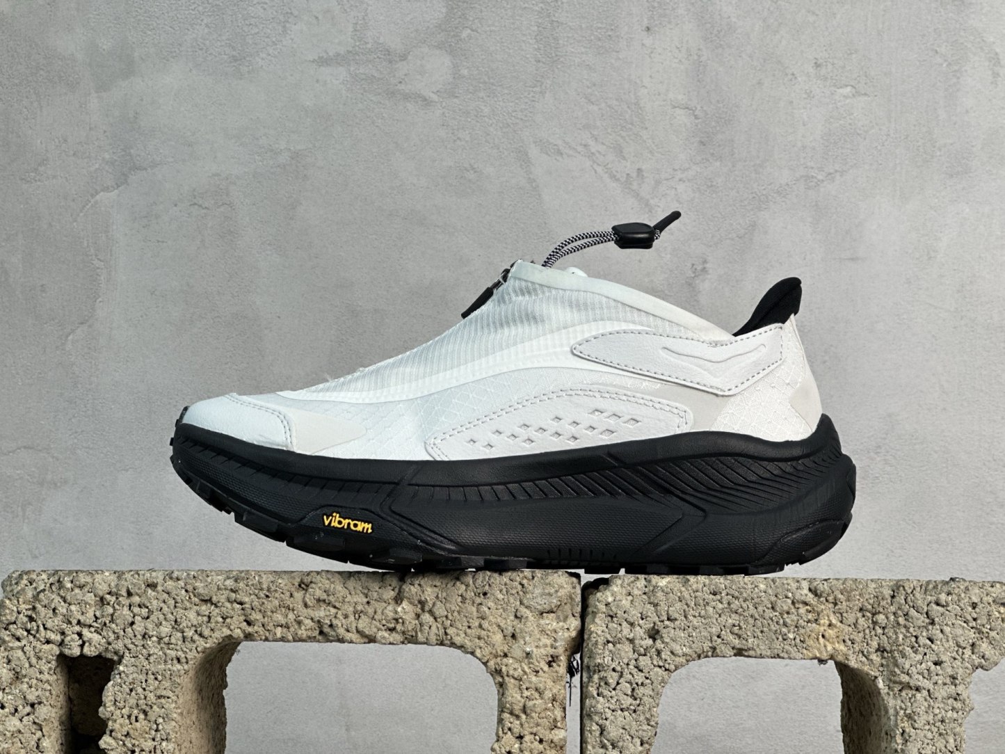 Hoka Project Transport 防滑耐磨低幫生活休閒鞋