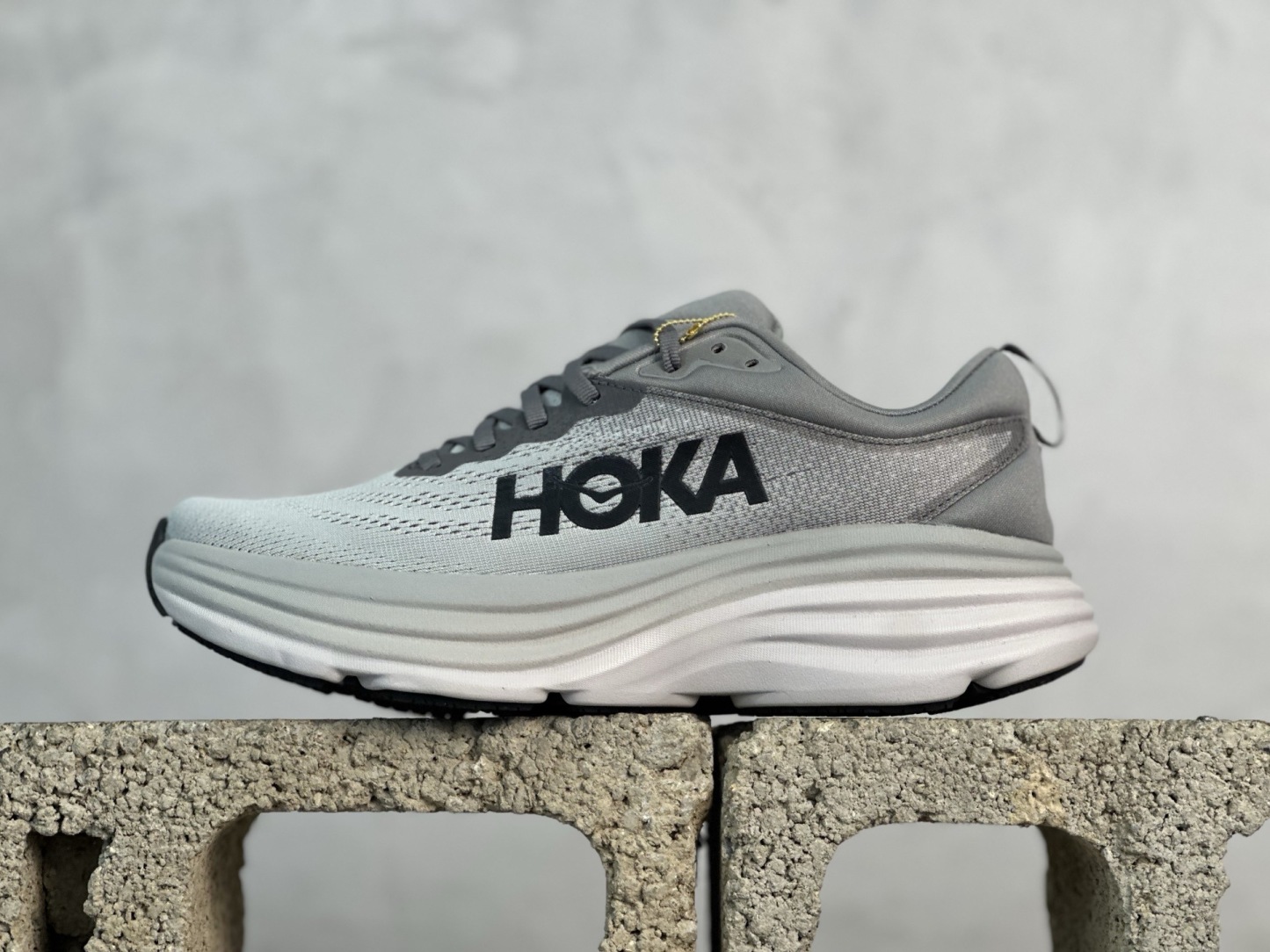 HOKA ONE ONE Bondi 8