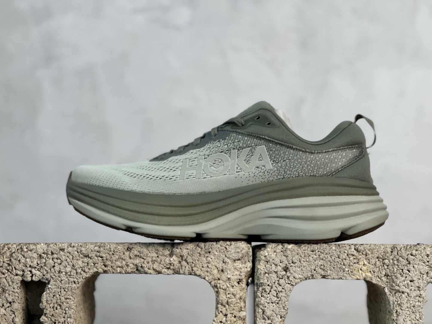 HOKA ONE ONE Bondi 8