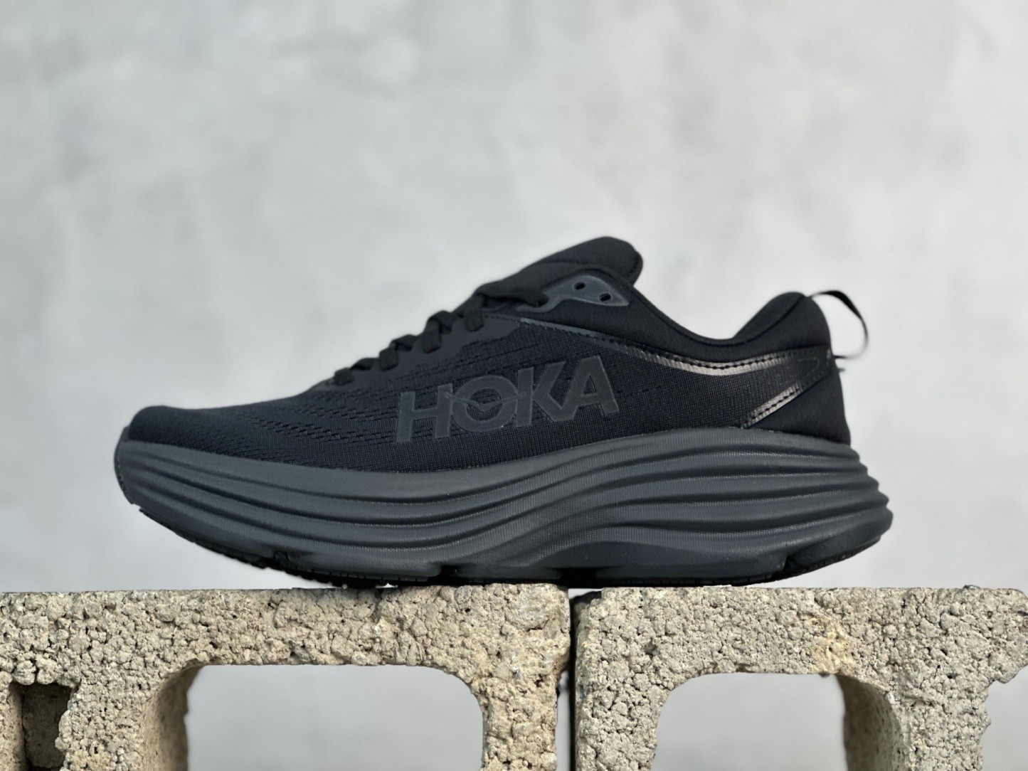HOKA ONE ONE Bondi 8