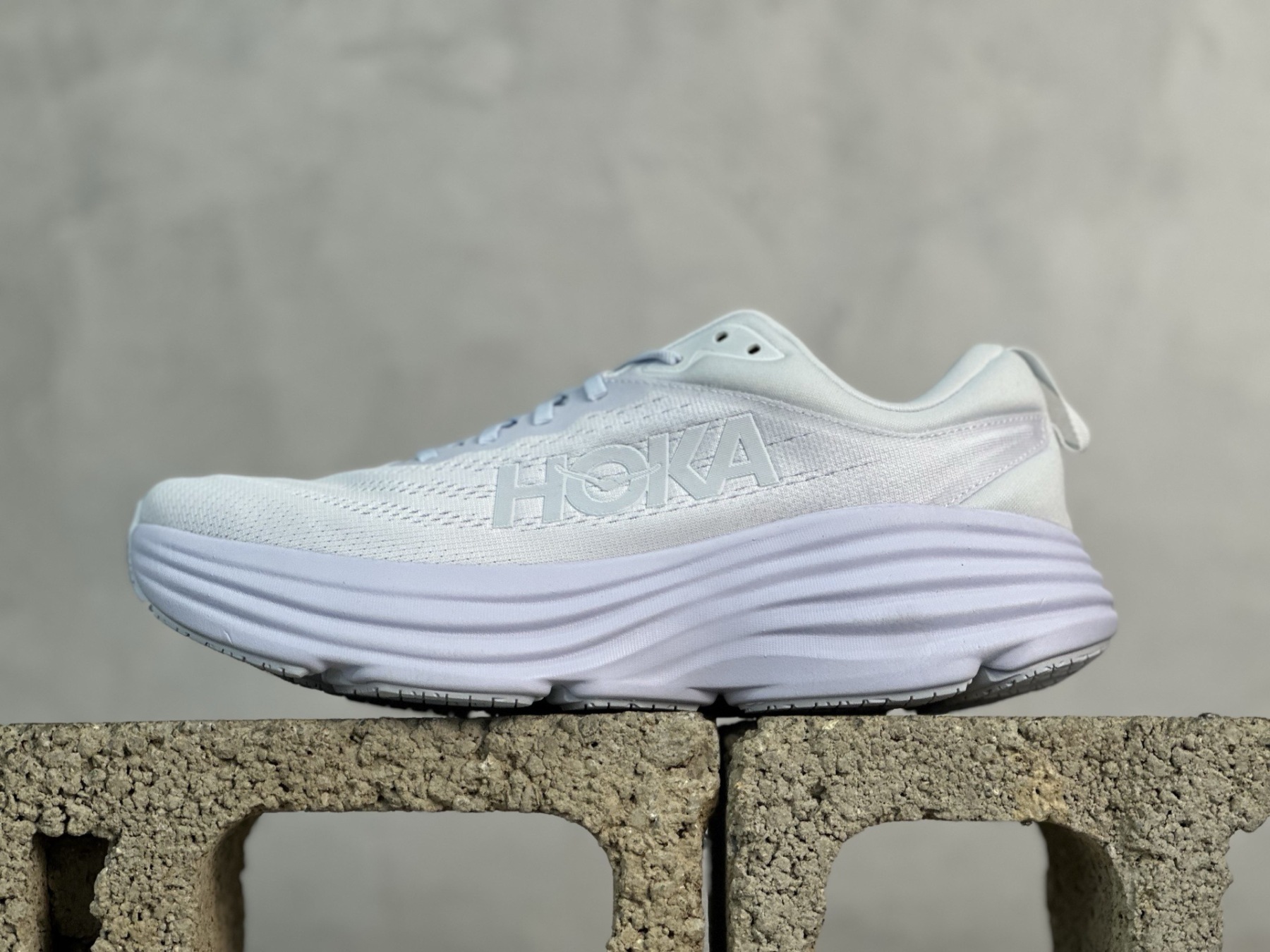 HOKA ONE ONE Bondi 8
